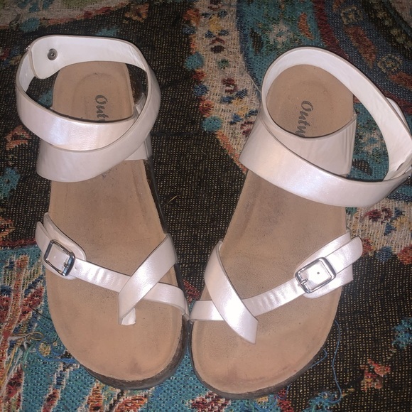 Sandals - Picture 3 of 3